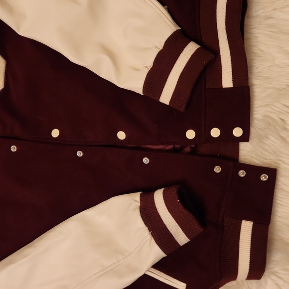 GUESS LEATHER MAROON WHITE VARSITY JACKET SIZE LARGE - Picture 2 of 10